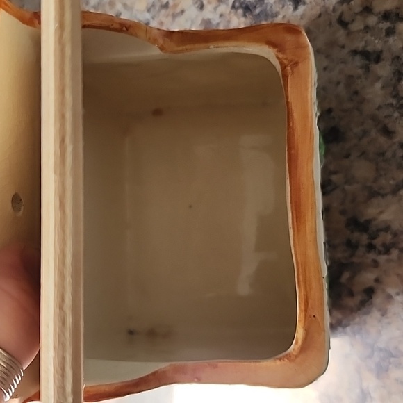 Antique Salt Cellar Basketweave Floarl Wall Mount Salt Cellar Made In Japan - Picture 6 of 7